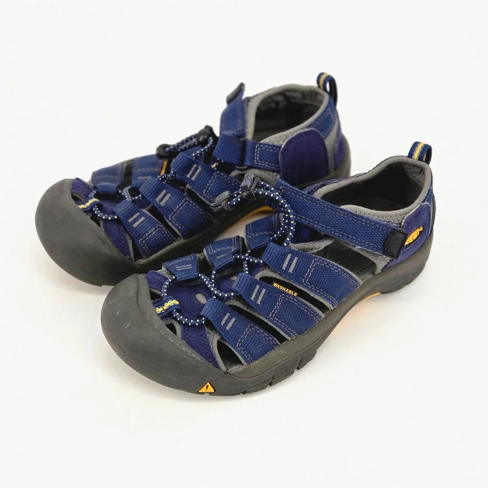 KEEN Newport H2 Navy Blue Yellow Waterproof Closed Toe Sandals Kids Size 3 VGUC